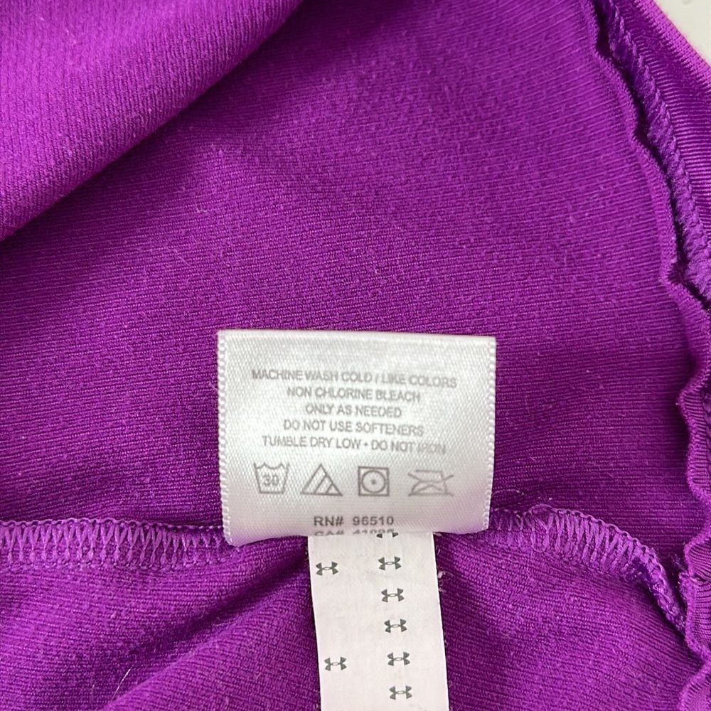 Under Armour UA Womens Top Shirt Size Medium Purple Cold Gear Long Sleeve Hooded - Picture 10 of 12